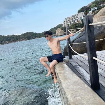 หุ่น-ตงตง