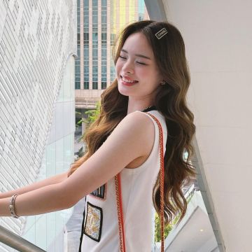 แอลลี่-20