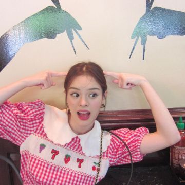 แอลลี่-44