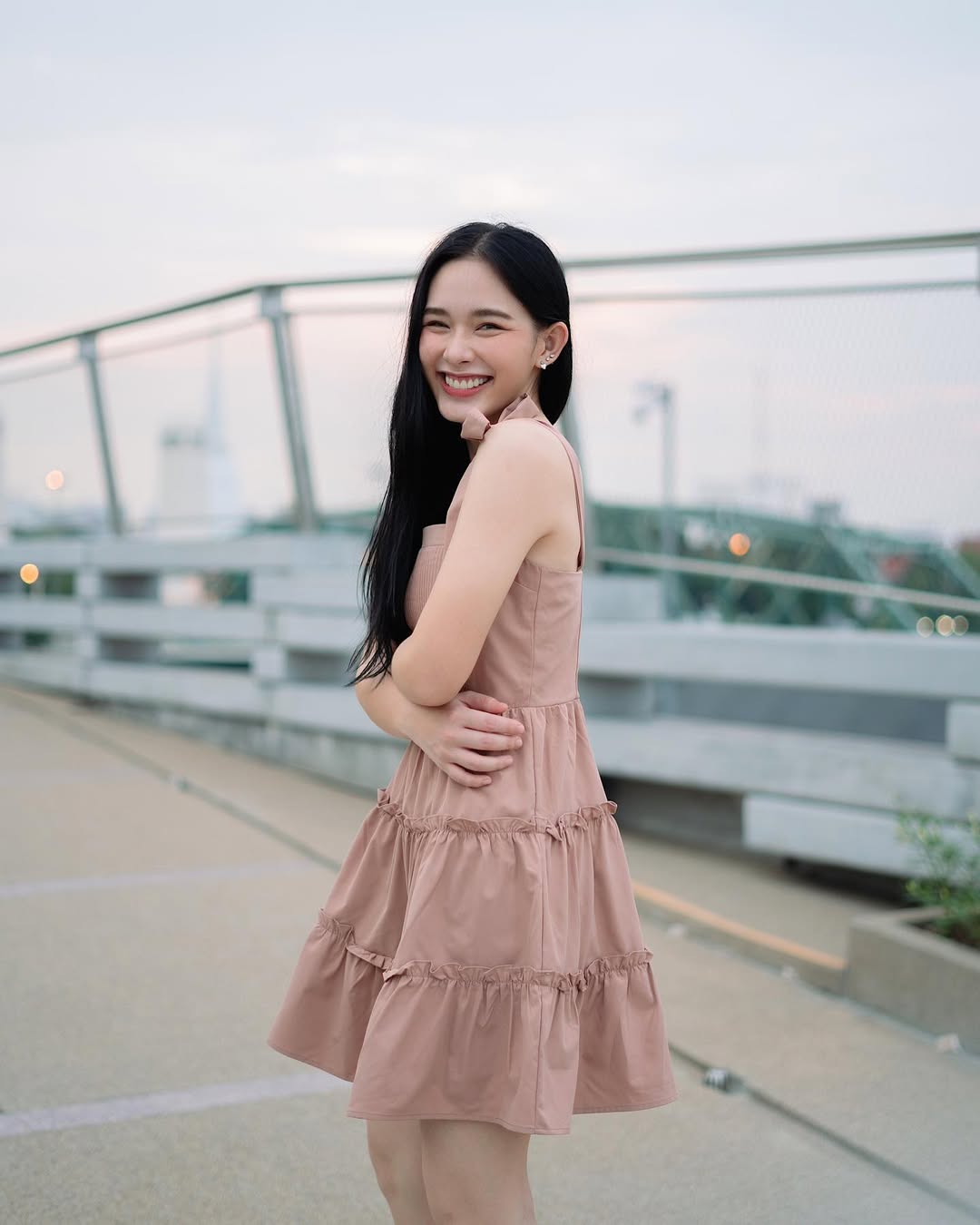 น้ำฟ้า ธัญญภัสร์